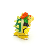 Nintendo Super Mario Brothers Bowser Finger Puppet Figure Tomy