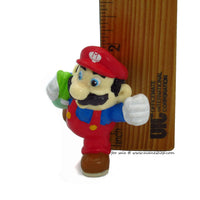 Vintage Nintendo Super Mario Brothers Figure Mario with Turnip 1989 Applause PVC Toy