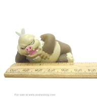 Official Nintendo Pokemon Kids Slakoth Slaking Figure Japanese Toy Bandai Finger Pup